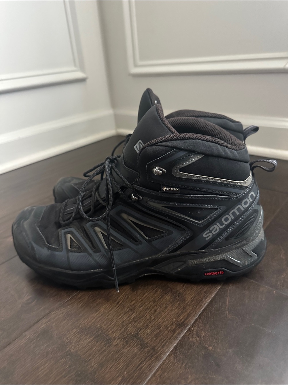 Salomon Men's Black and Gray Hiking Boots - Picture 3 of 6